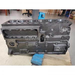 6D95 excavator engine block